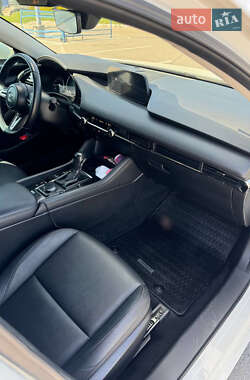 Седан Mazda 3 2019 в 