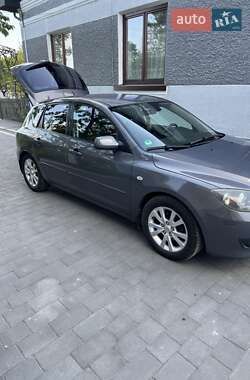 Хэтчбек Mazda 3 2006 в 