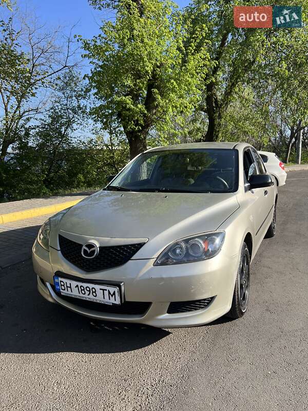 Хэтчбек Mazda 3 2006 в 