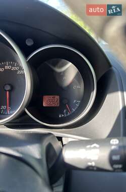 Хэтчбек Mazda 3 2006 в 