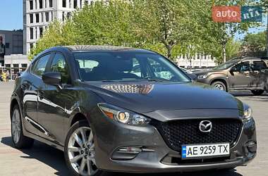 Седан Mazda 3 2017 в 