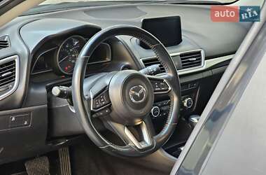 Хэтчбек Mazda 3 2018 в 