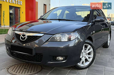 Седан Mazda 3 2006 в Киеве