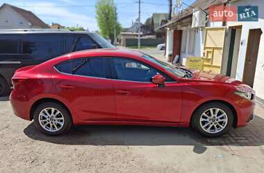 Седан Mazda 3 2016 в 
