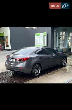 Седан Mazda 3 2018 в 