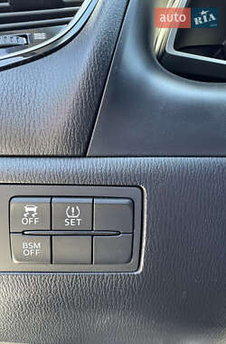 Хэтчбек Mazda 3 2014 в 