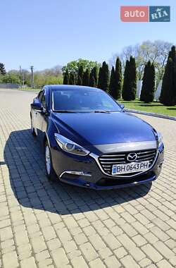 Седан Mazda 3 2018 в 