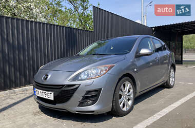 Хетчбек Mazda 3 2009 в Звягелі