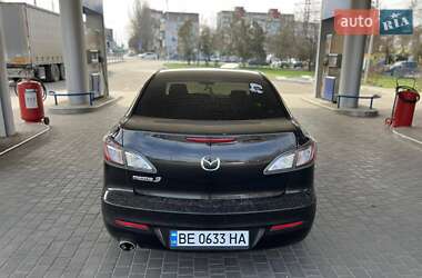 Седан Mazda 3 2011 в 