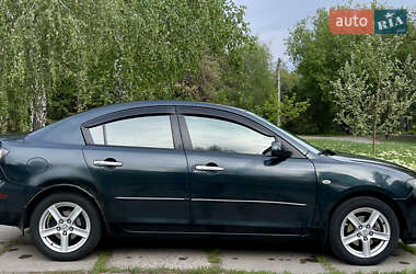 Седан Mazda 3 2004 в 