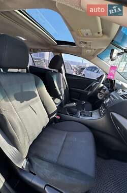 Седан Mazda 3 2009 в 