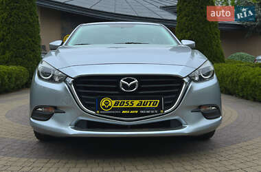 Седан Mazda 3 2016 в 