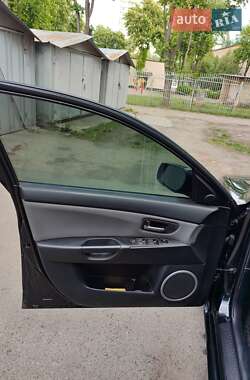 Седан Mazda 3 2006 в 