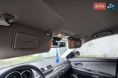 Седан Mazda 3 2006 в 