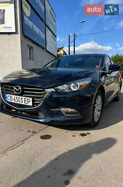 Седан Mazda 3 2017 в Чернигове