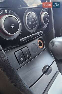 Седан Mazda 3 2009 в 