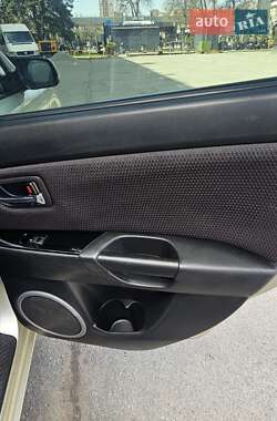 Седан Mazda 3 2009 в 
