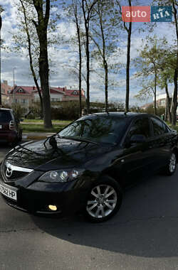 Седан Mazda 3 2006 в Киеве