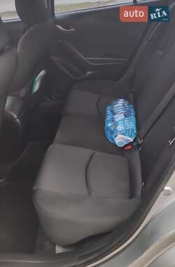 Седан Mazda 3 2015 в 
