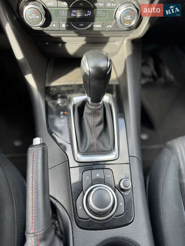 Хэтчбек Mazda 3 2013 в Киеве