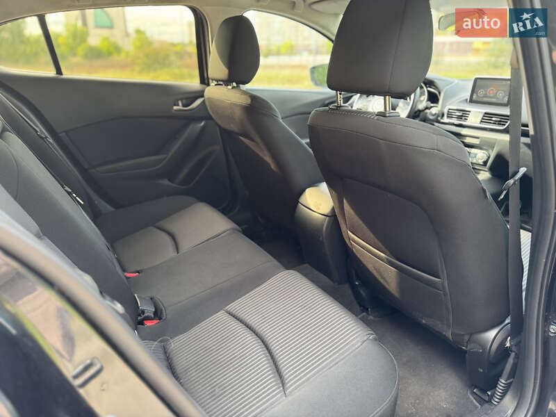 Хэтчбек Mazda 3 2013 в Киеве