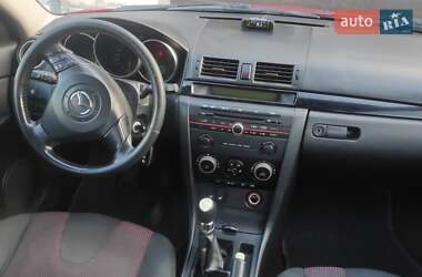 Седан Mazda 3 2006 в 