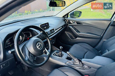 Седан Mazda 3 2013 в 