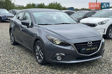 Седан Mazda 3 2013 в Ивано-Франковске