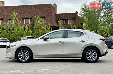 Хэтчбек Mazda 3 2022 в 