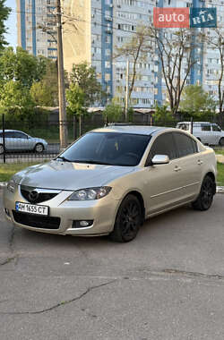 Седан Mazda 3 2006 в Киеве