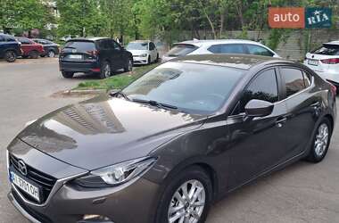 Седан Mazda 3 2014 в 