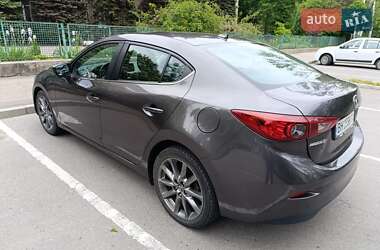 Седан Mazda 3 2018 в 