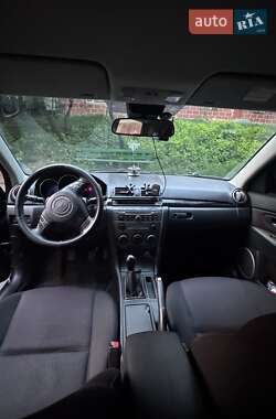 Хетчбек Mazda 3 2006 в 