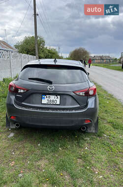 Хетчбек Mazda 3 2015 в 