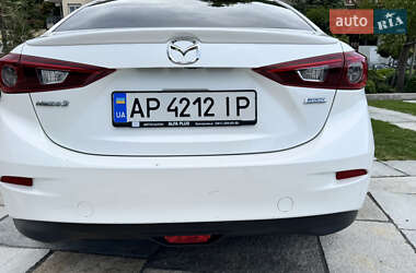 Седан Mazda 3 2014 в 