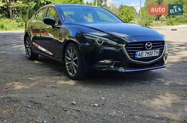 Седан Mazda 3 2018 в 