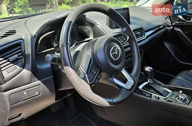 Седан Mazda 3 2018 в 