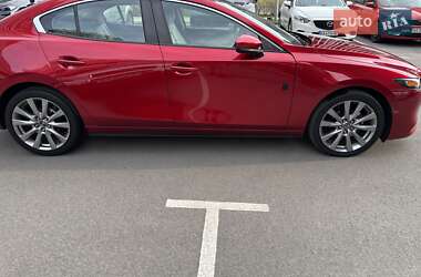 Седан Mazda 3 2019 в 