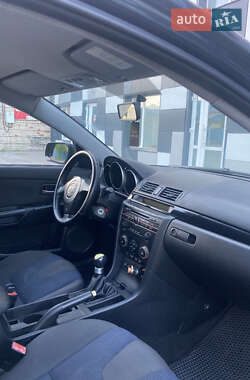 Хетчбек Mazda 3 2003 в 