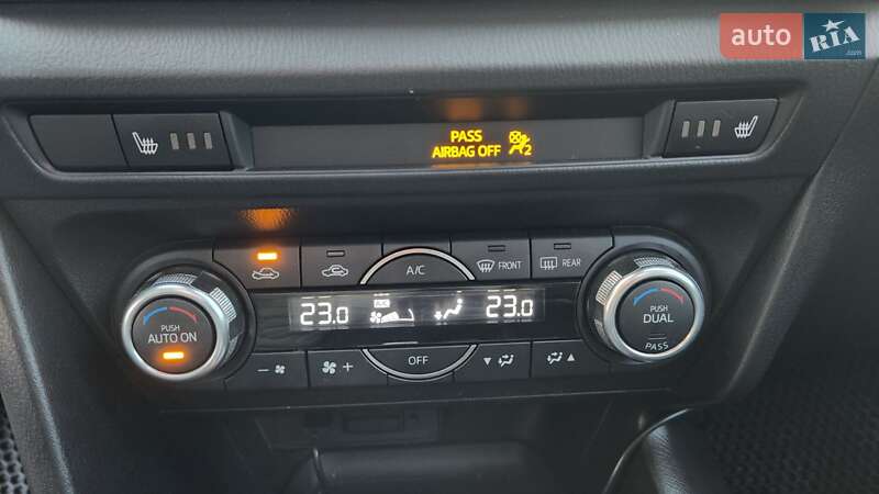 Седан Mazda 3 2017 в Днепре фото 25 Седан Mazda 3 2017 в Днепре