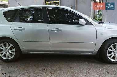 Хетчбек Mazda 3 2006 в 