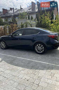 Седан Mazda 3 2018 в 