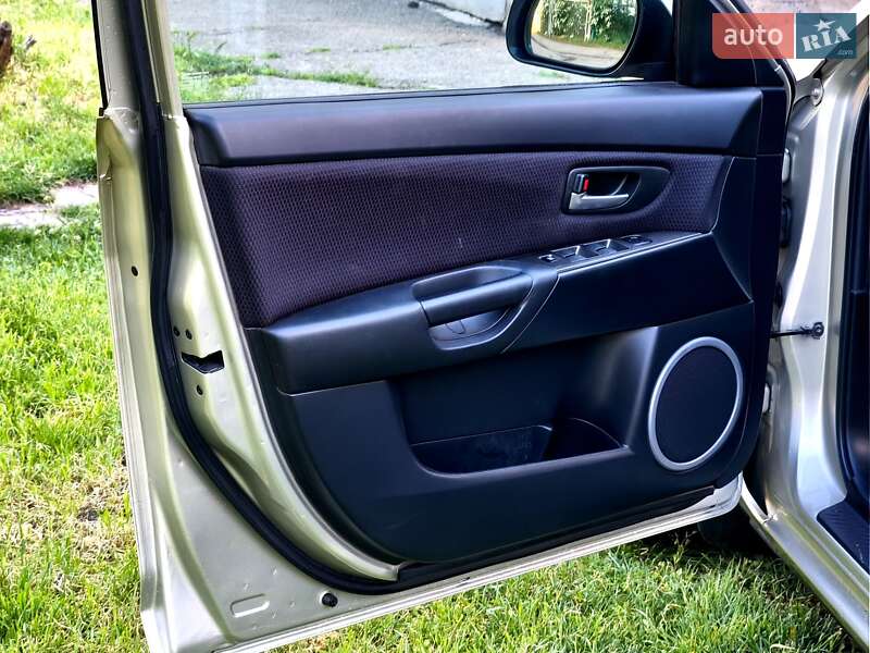 Седан Mazda 3 2007 в Кривому Розі