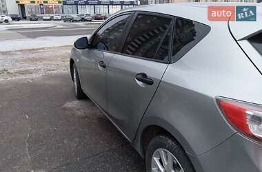 Хэтчбек Mazda 3 2011 в 