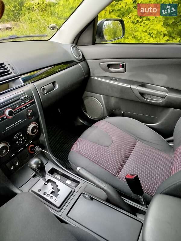 Хетчбек Mazda 3 2004 в Києві