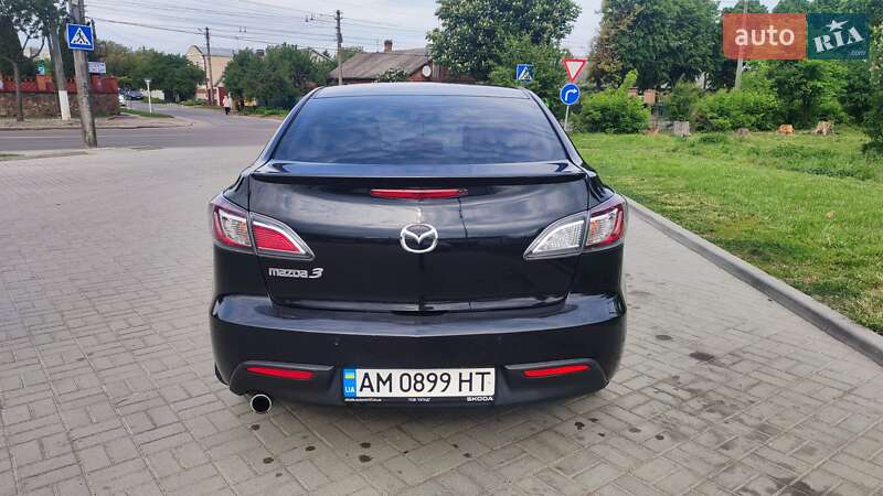 Седан Mazda 3 2010 в Житомирі