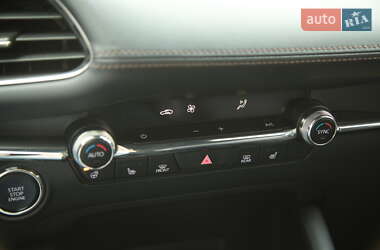Хетчбек Mazda 3 2022 в 