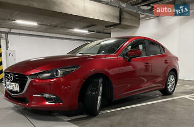 Седан Mazda 3 2018 в 