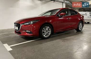 Седан Mazda 3 2018 в 