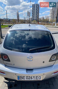 Хэтчбек Mazda 3 2005 в 